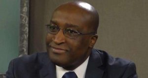 Opinion/Omar Arouna, Ancien Ambassadeur du Bénin aux USA prend à contre-pied le ministre de la santé : La commande de 200 appareils d’assistance respiratoire en cours de livraison, contestée