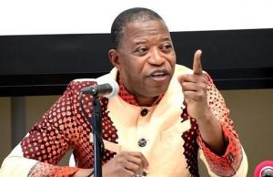 Le gotha scientifique en soutien au prof Joël AÏVO/Les constitutionnalistes congolais s’indignent