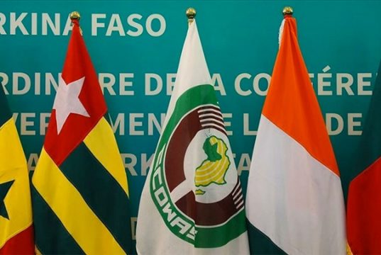 Afrique/La Cedeao suspend le Burkina Faso et exige la libération immédiate du Président Kaboré